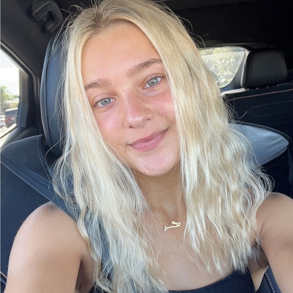 Meet your Posher, Liv